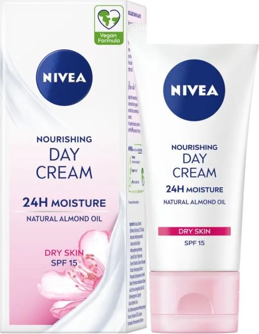 Nivea Essentials Дневен крем за лице за суха кожа 50 мл