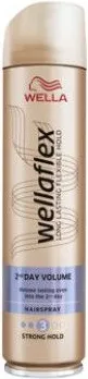 Wella Wellaflex 2 Days Volume Лак за коса за обем със силна фиксация 3 250 мл Procter&Gamble