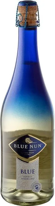 Пенливо вино Blue или Rose