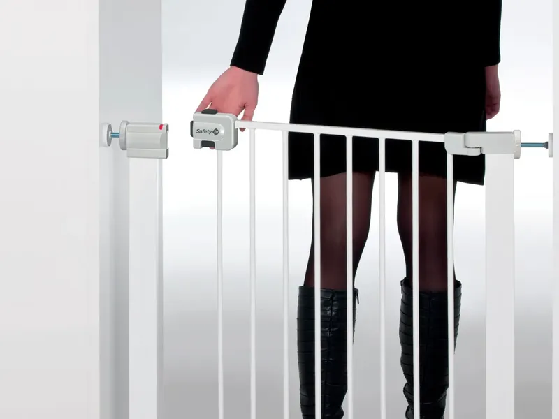 Safety 1st® Метална преграда