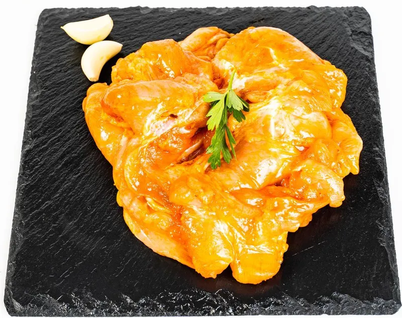 Пилешка пържола от бут маринована, на грамаж